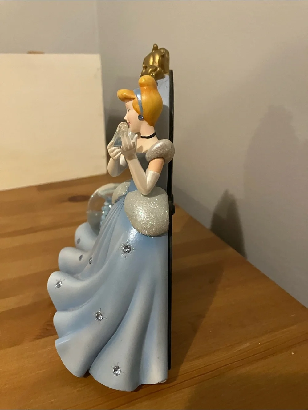 Vintage Cinderella Disney Picture Frame with Mini Castle Snowglobe